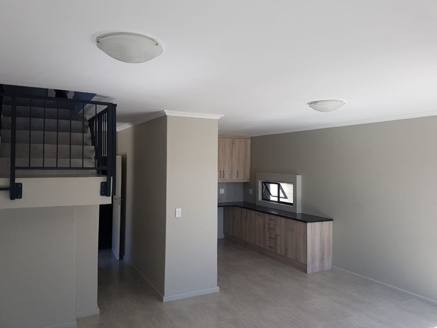 To Let 3 Bedroom Property for Rent in Parklands North Western Cape